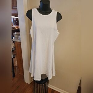 HH- White Sleeveless Women's Dress
